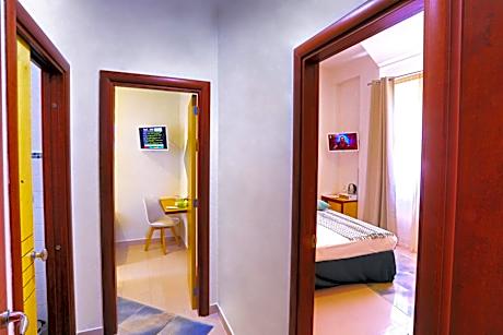 Family Room (2 Adults + 2 Children)