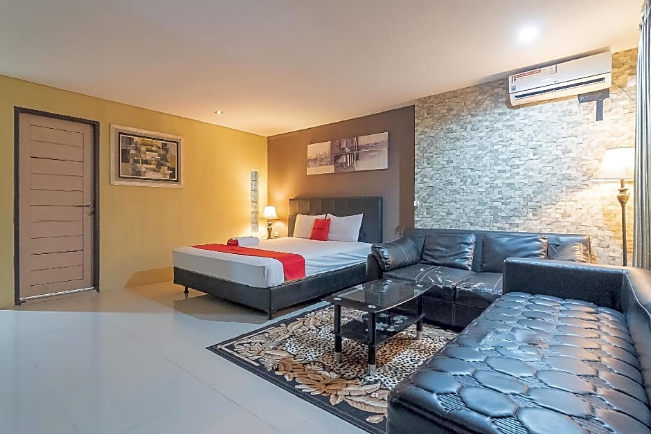 RedDoorz Plus near Sepinggan Airport 3 Balikpapan