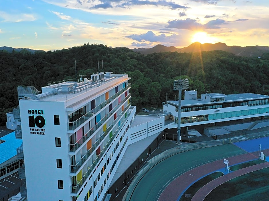 SETOUCHI KEIRIN HOTEL 10 by Onko Chishin