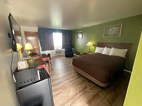Queen Room