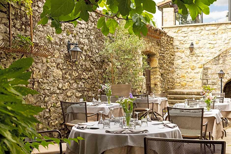 Logis Auberge Les Murets Hotel Restaurant Spa