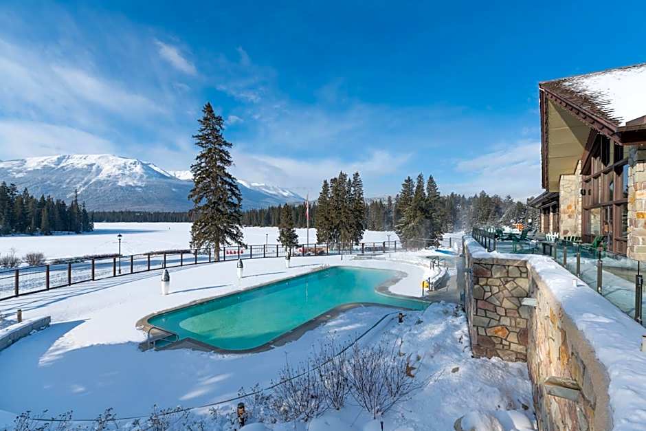 Fairmont Jasper Park Lodge