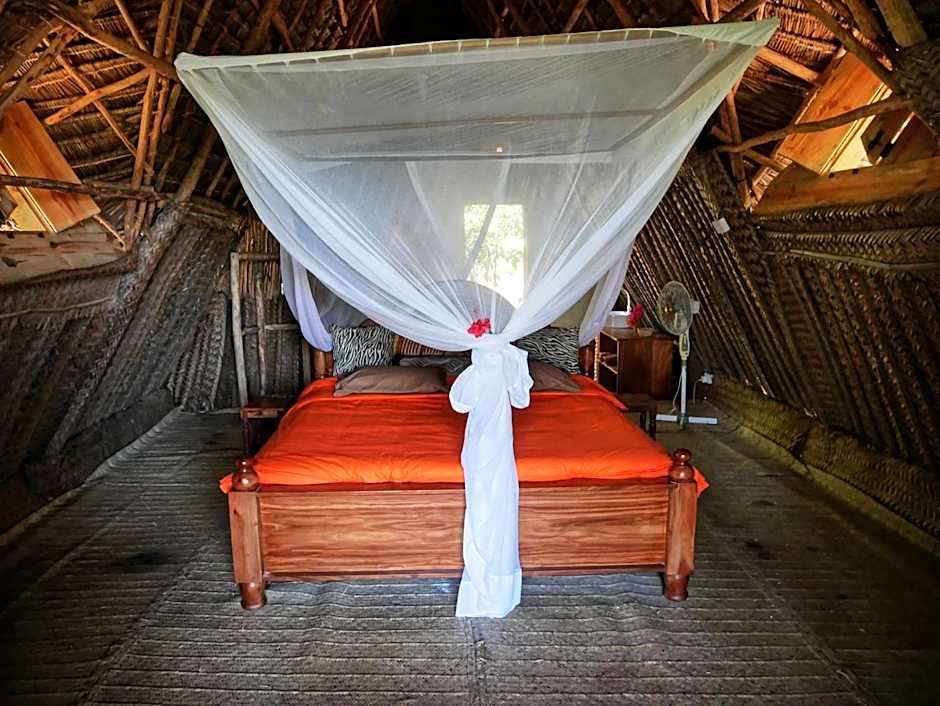 COCO REEF ECOLODGE