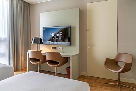 Family Connecting Rooms