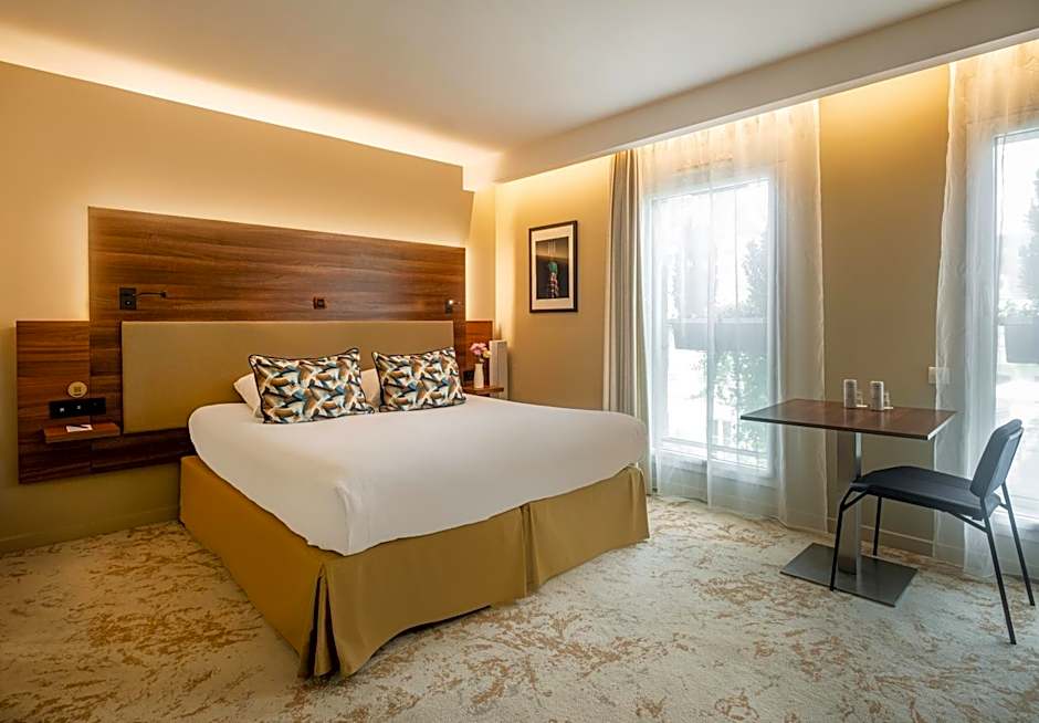 Chateau Belmont Tours by The Crest Collection