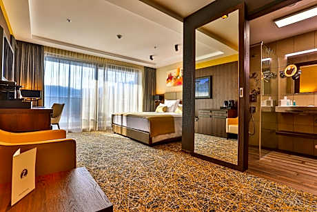 Premium Sea View Room