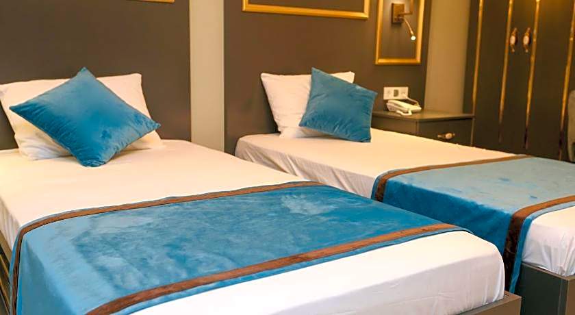 Grand moon hotel suites 