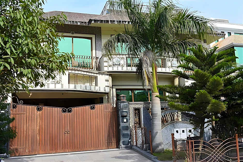 Capital Index Lodge
