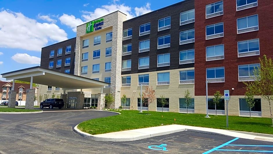 Holiday Inn Express & Suites TOLEDO WEST