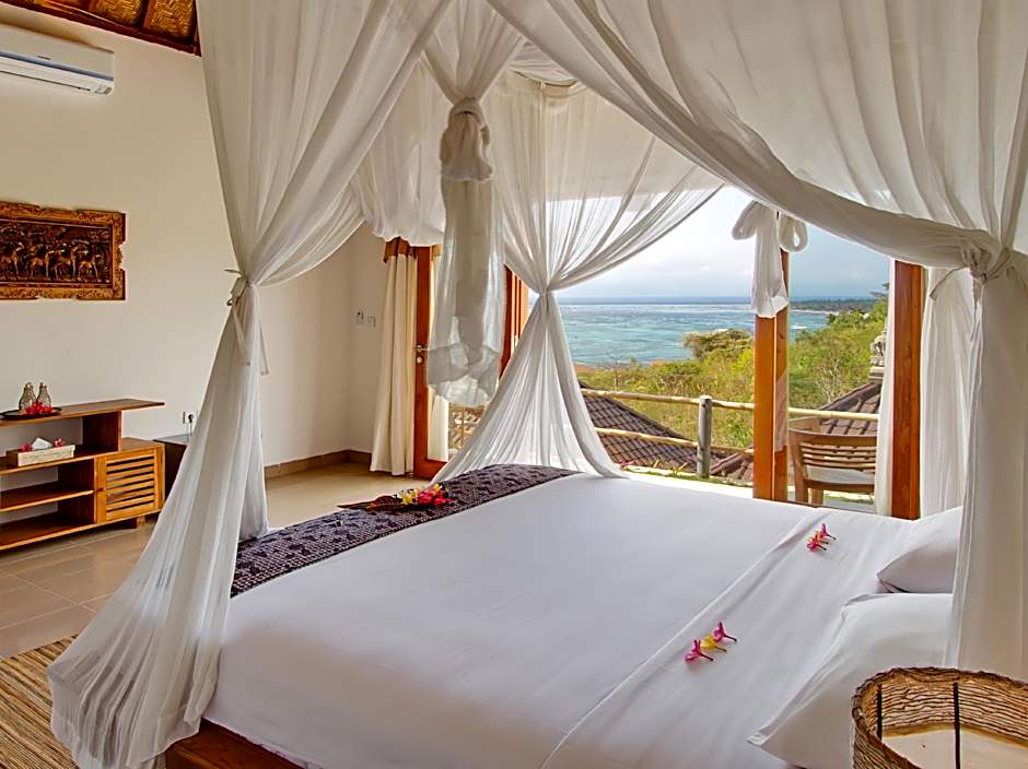 Lembongan Cliff Villas