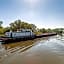 Boat Hotel De Barge