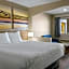 Days Inn & Suites by Wyndham Byram