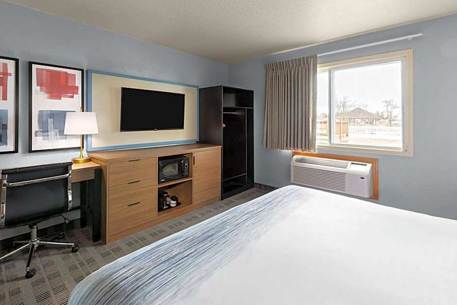 AmericInn by Wyndham Oscoda Near AuSable River
