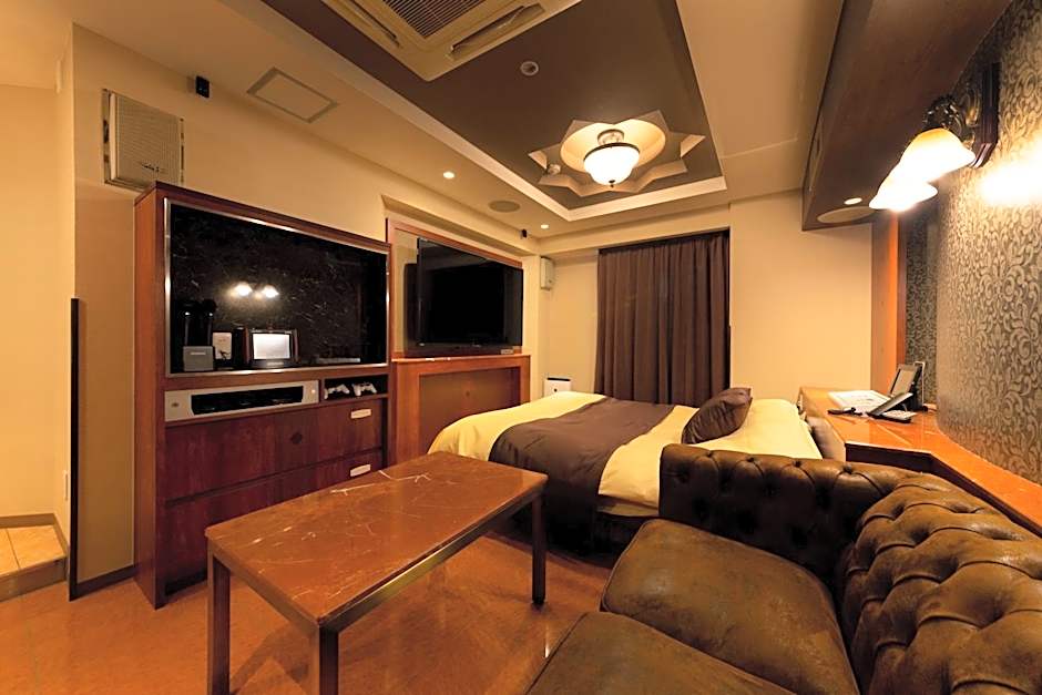 Hotel Luna Ikeda (Adult Only)