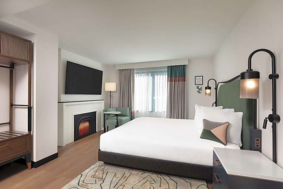 Pennyweight Hotel Boston, Curio Collection by Hilton