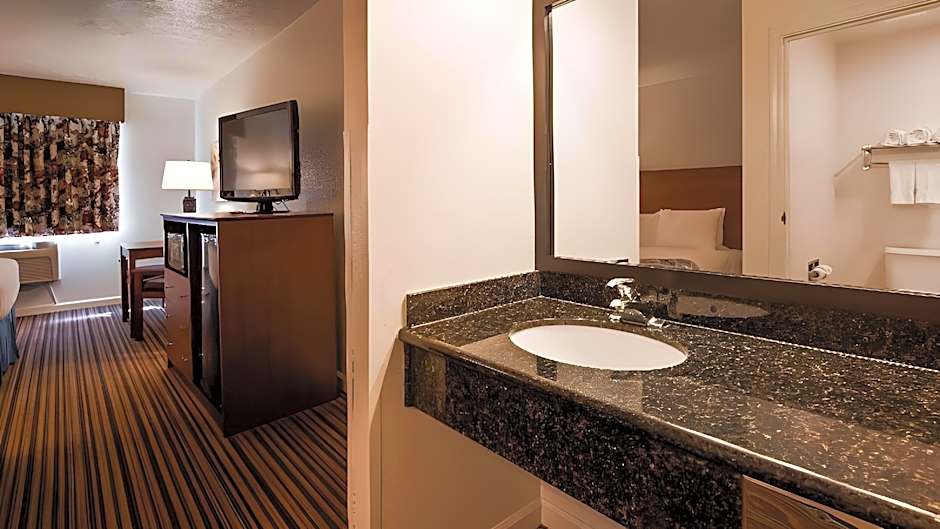 Best Western Clovis Cole