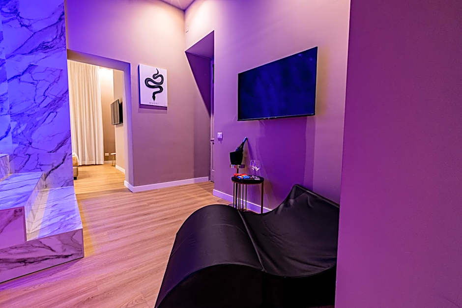 Maximum hub suite&spa