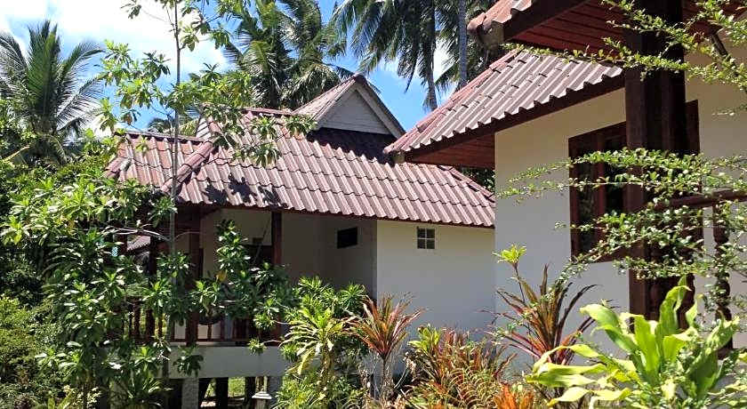 Malibu Beach Bungalows