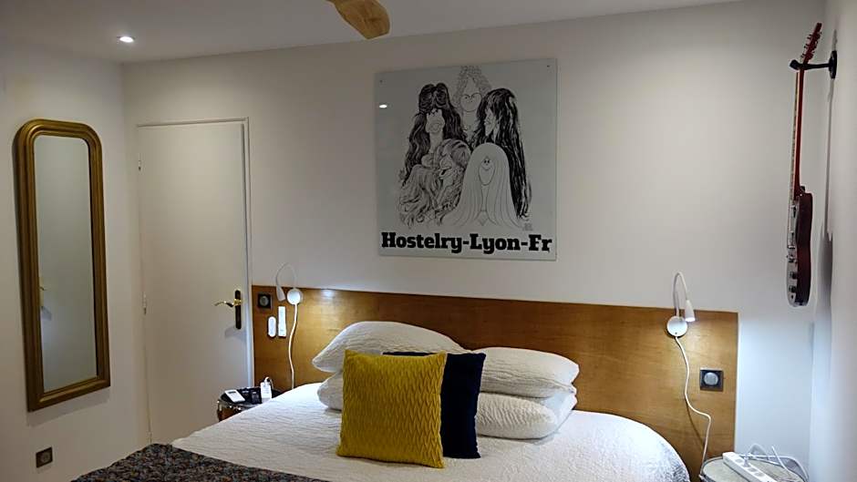 Hostelry Music Repetition