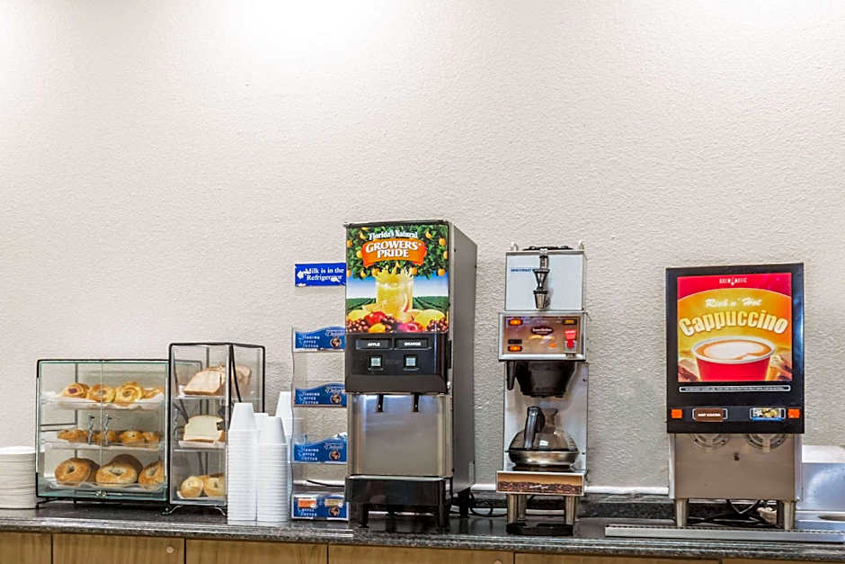 Microtel Kansas City Airport – Kansas City, MO