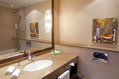 1 Double Bed Suite Smoking