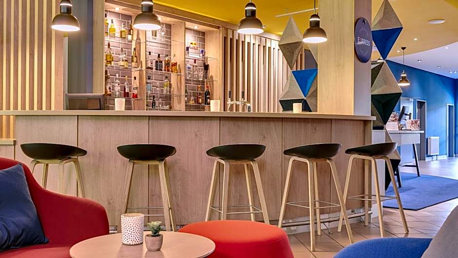 Holiday Inn Express Cologne Troisdorf By IHG