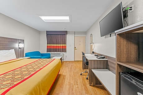 Standard King bed - Smoking