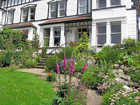 Bryn Derwen Guest House