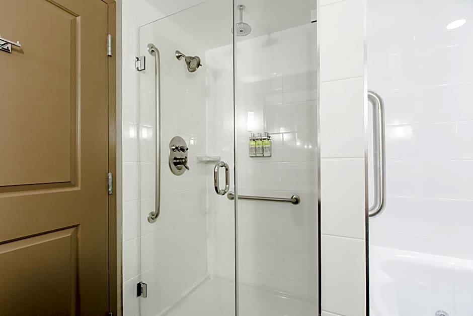 Holiday Inn Express & Suites Spruce Grove - Stony Plain By IHG