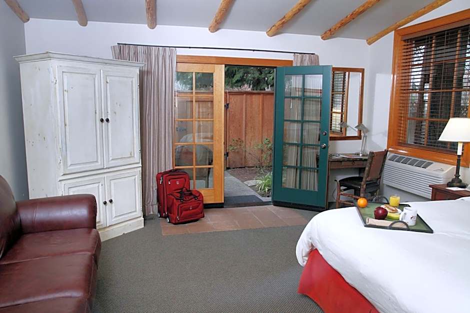 The Lodge at Riverside