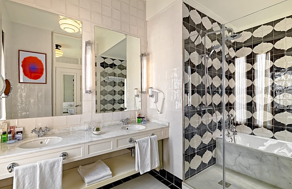 H10 Villa De La Reina