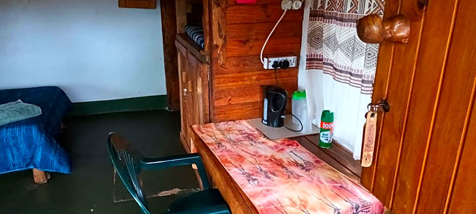 Joy River Backpackers