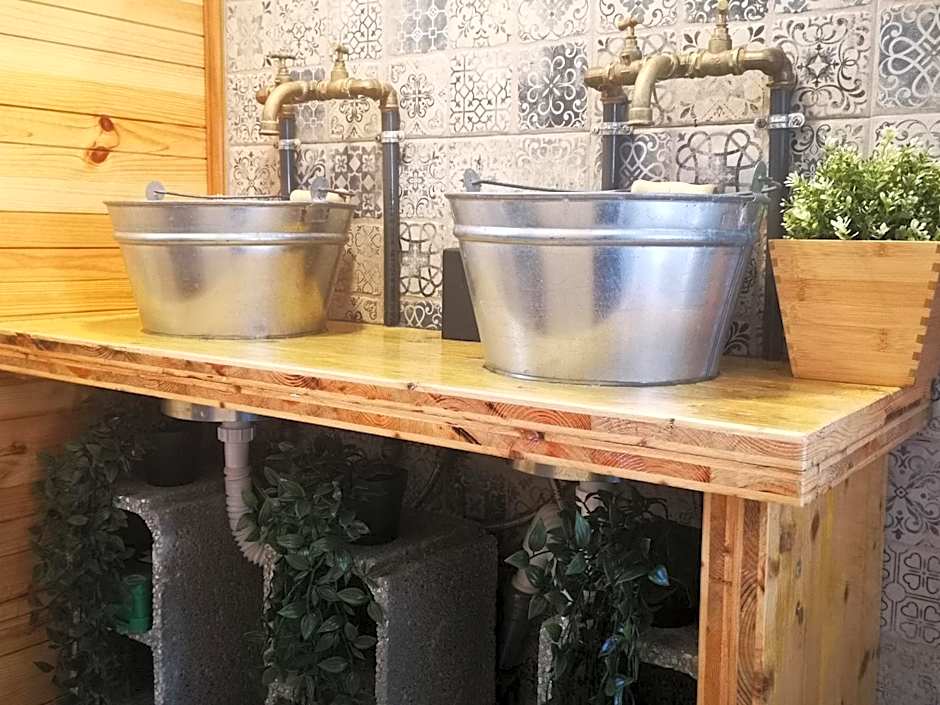 Family Surf Home - Hostel