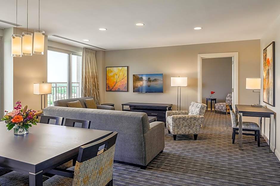 Broadway Plaza, Trademark Collection by Wyndham