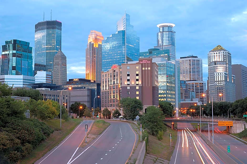 Hilton Garden Inn Minneapolis Downtown