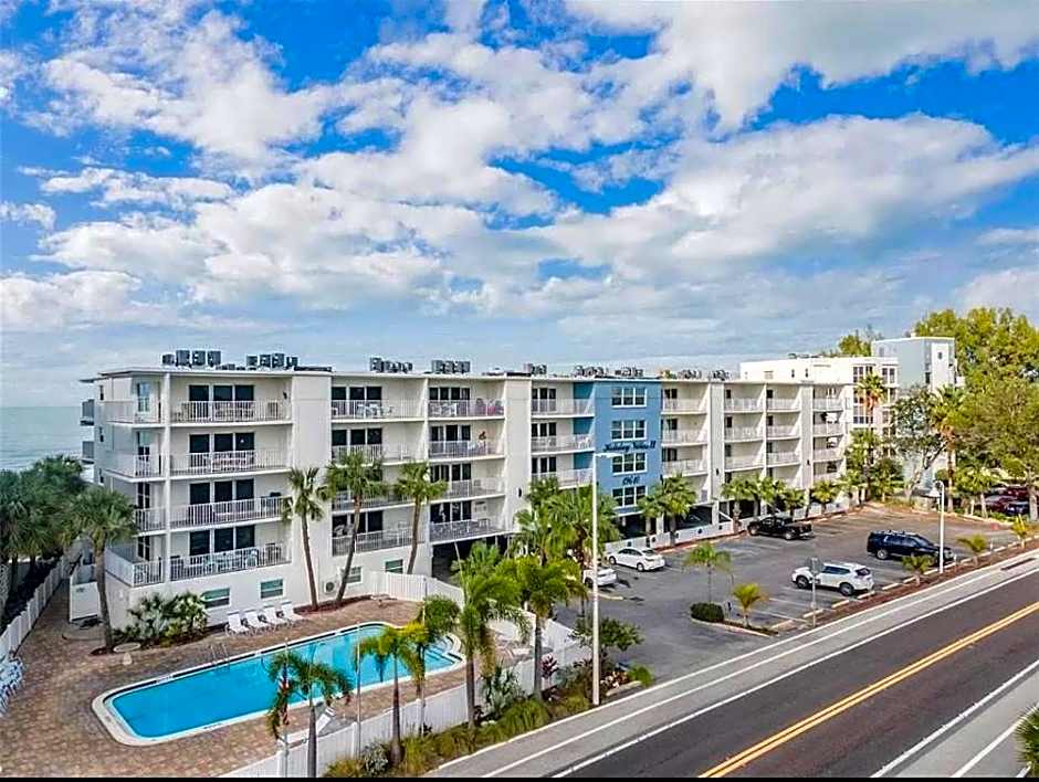 Indian Shores Condo at Holiday Villas II