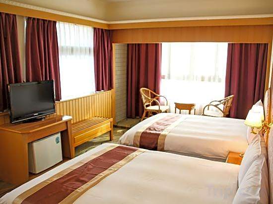 Foung Jia Hotel