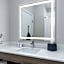 Holiday Inn Express Hotel & Suites Winnie By IHG