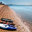 Boyne Island Motel and Villas