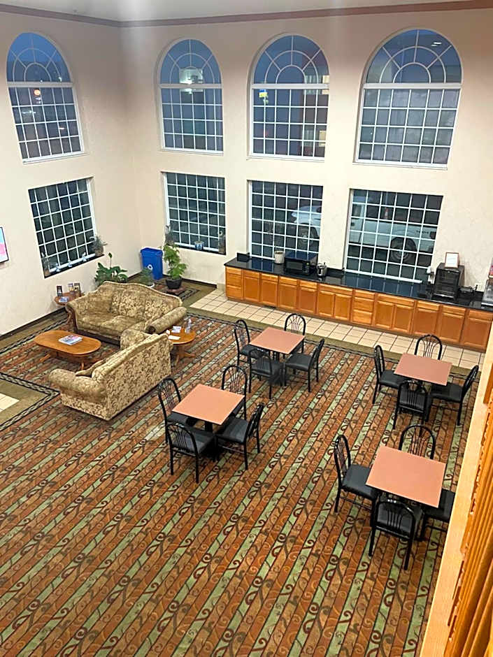 Super 8 by Wyndham Harrisburg Hershey North