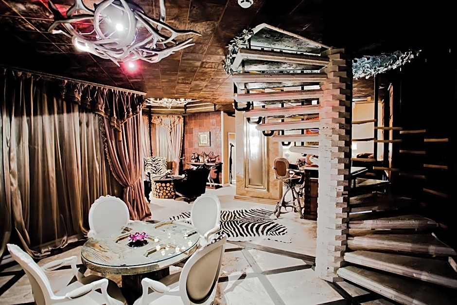 Royal Castle Design & SPA