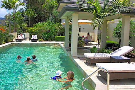 Portside Whitsunday Luxury Holiday Apartments