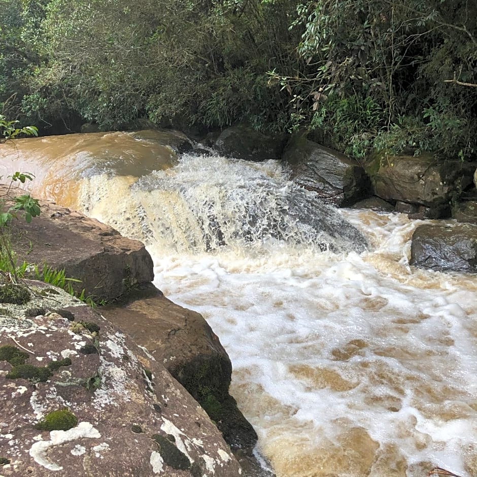 Pousada Pedra da Mata chales na montanha