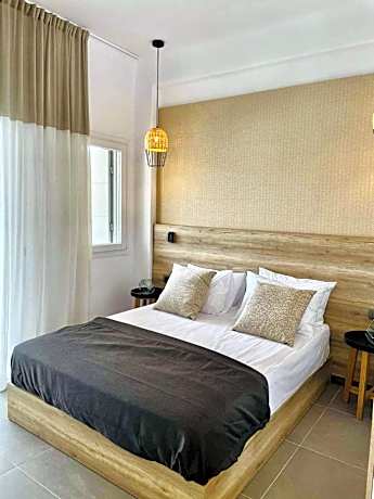 King Room with Pool View