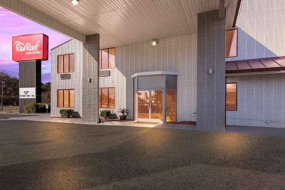 Red Roof Inn & Suites Monroe, NC