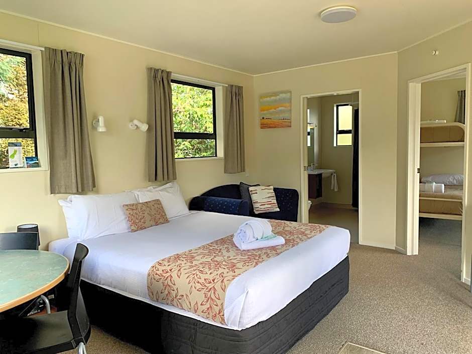 Omarama TOP10 Holiday Park