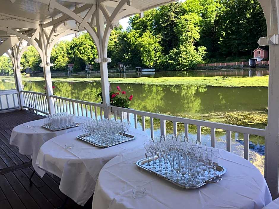 Hotel Restaurant Pavillon Bleu