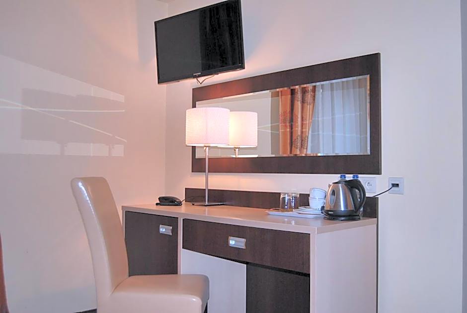 Hotel Eljot