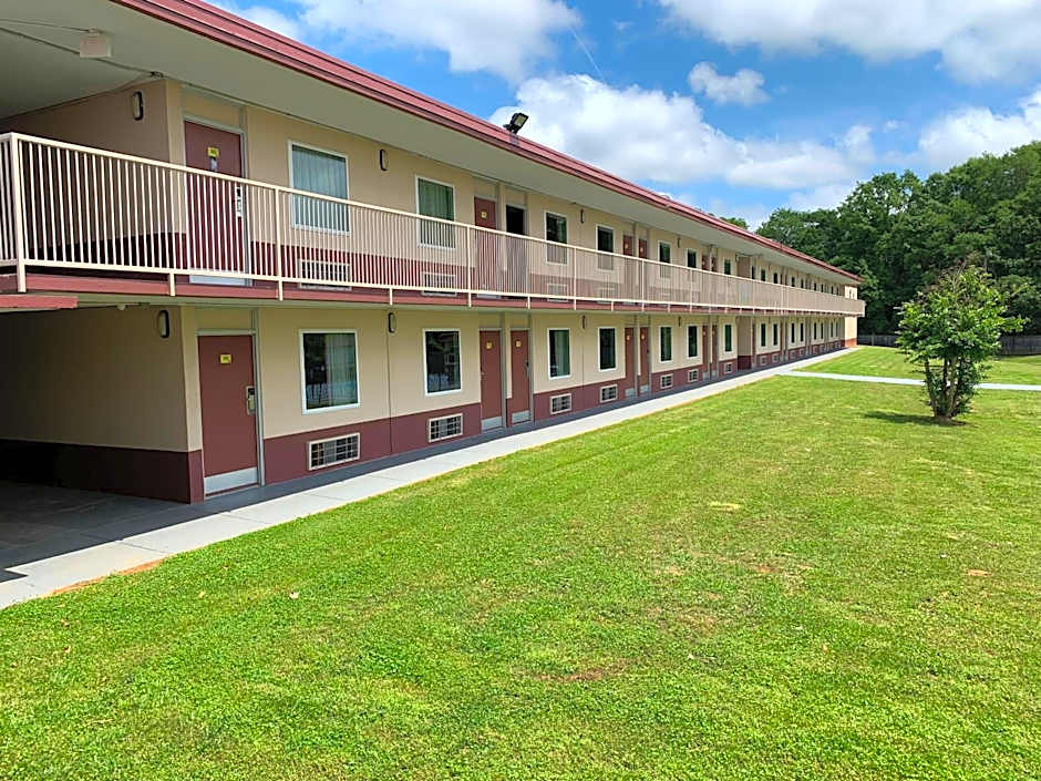 Super 8 by Wyndham Gaffney