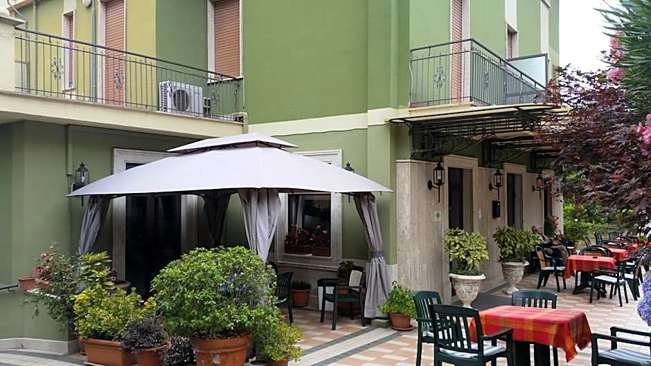 Hotel Ambrosi